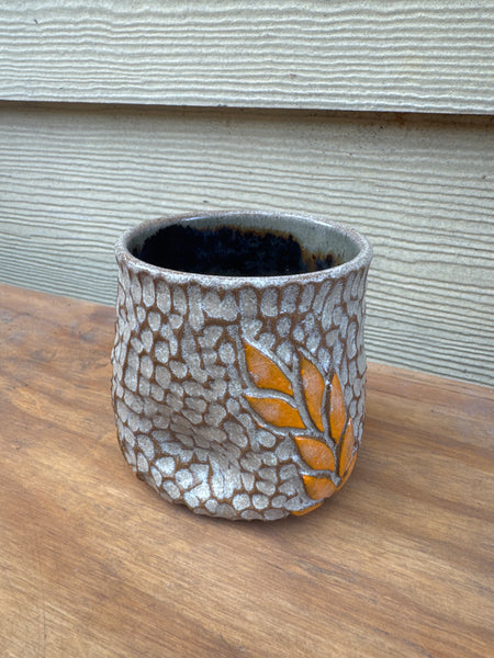 Carved Leaf Ergonomic Wine Glass